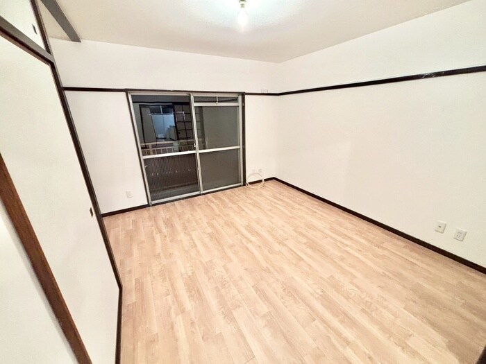 箕面ハイツ南棟の物件内観写真