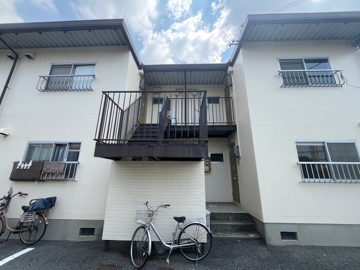 ガーデンハイツナカムラA棟の物件外観写真