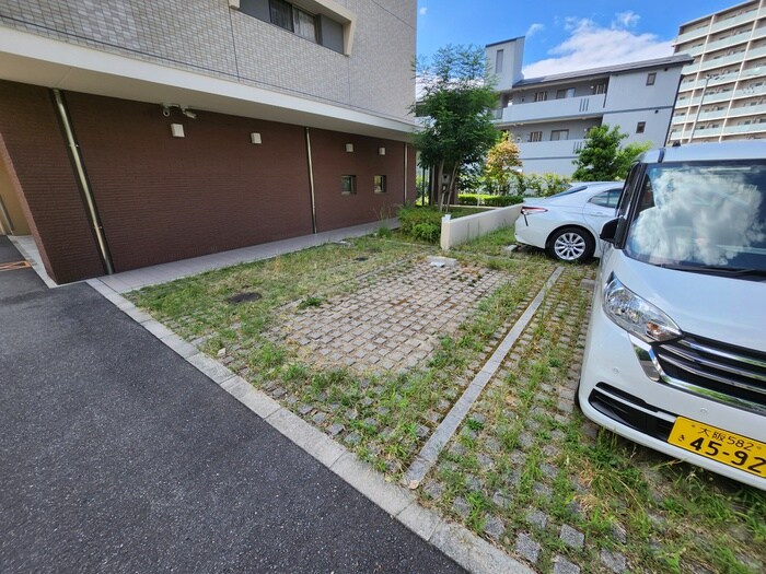 サンローズ南茨木の物件外観写真