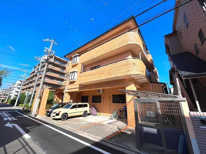 メルヘンハウスの物件外観写真