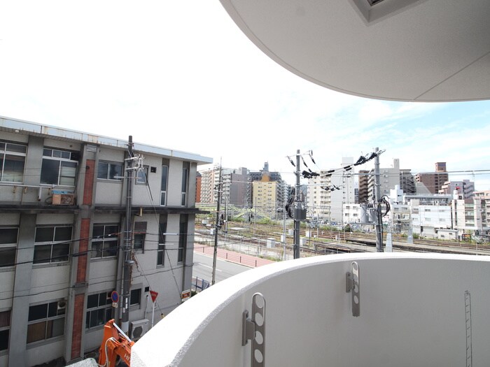 セレニテ新大阪プリエの物件内観写真