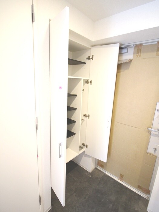 セレニテ新大阪プリエの物件内観写真