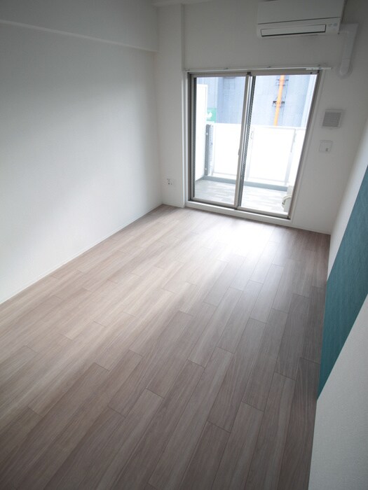 セレニテ新大阪プリエの物件内観写真