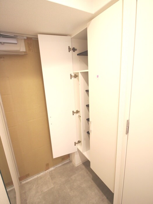 セレニテ新大阪プリエの物件内観写真