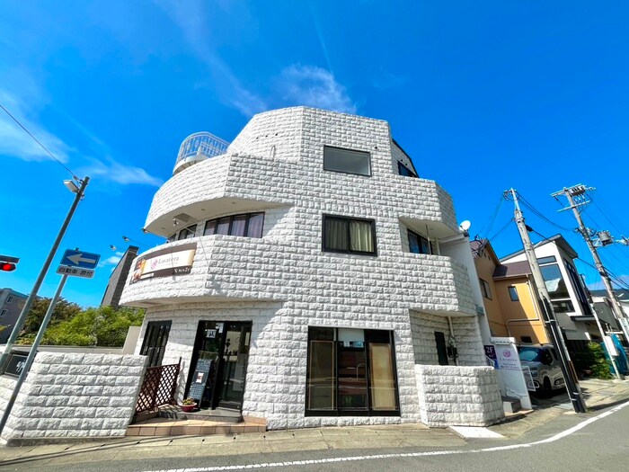 セゾンド芦屋の物件外観写真