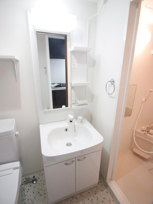 YOSHITOMI SANNOUの物件内観写真