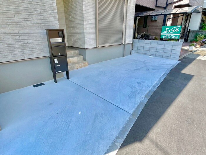 ベルリード鴻池の物件外観写真