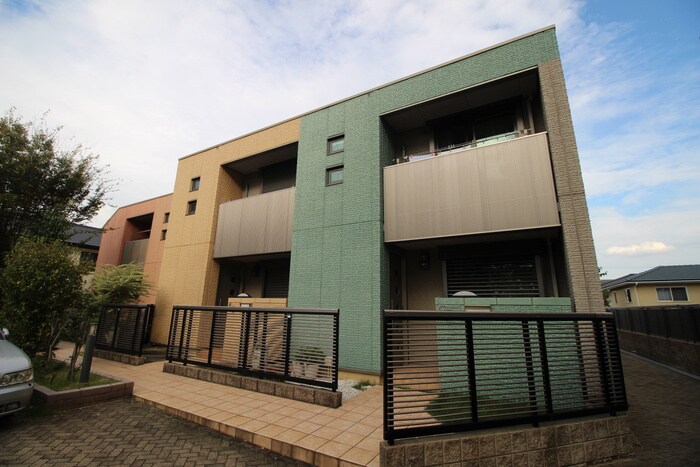 ヴィラ・ぺティロッソ芦屋の物件外観写真