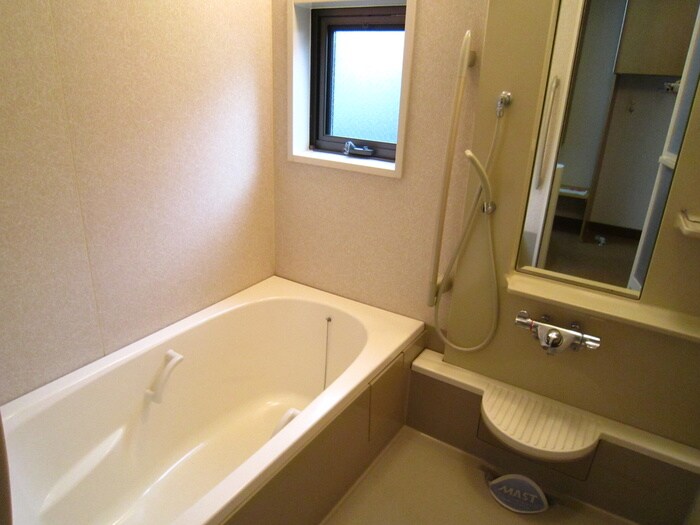 ヴィラ・ぺティロッソ芦屋の物件内観写真