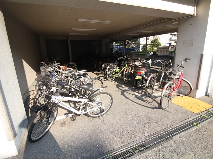 JMRレジデンス新大阪の物件外観写真