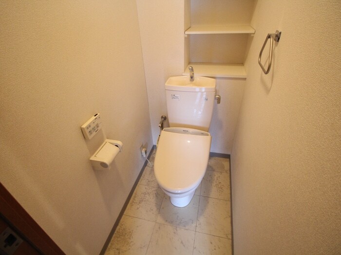 ﾎﾞﾇｰﾙ千里中央弐番館の物件内観写真