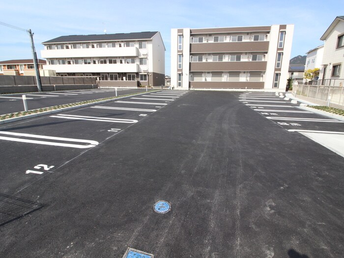 サザンクロスの物件外観写真