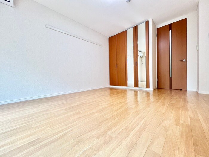 ヴァるメス・リヒト　にしうらの物件内観写真