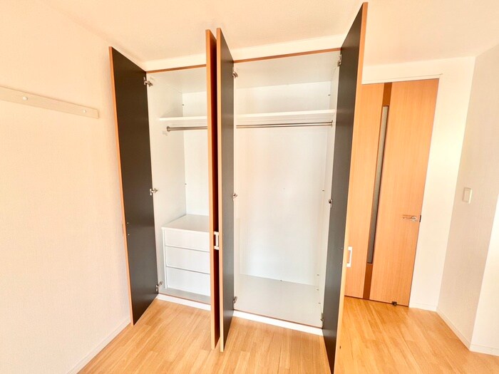 ヴァるメス・リヒト　にしうらの物件内観写真