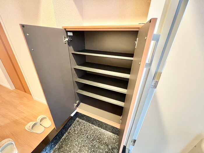 ヴァるメス・リヒト　にしうらの物件内観写真