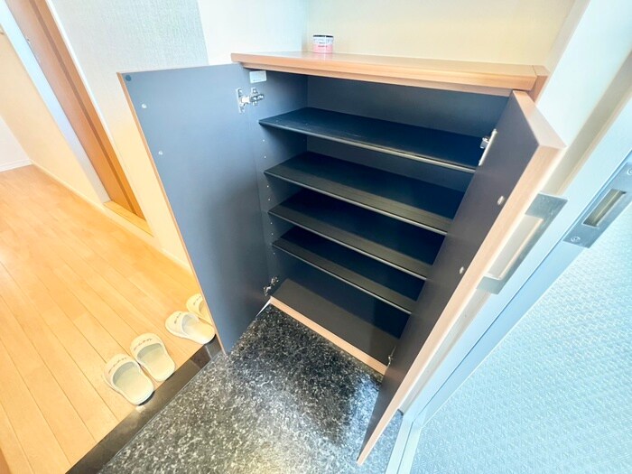 ヴァるメス・リヒト　にしうらの物件内観写真