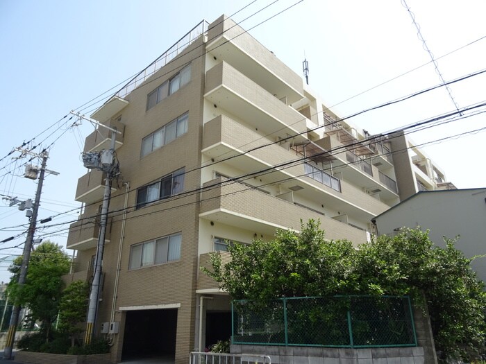 アルザス江坂の物件外観写真