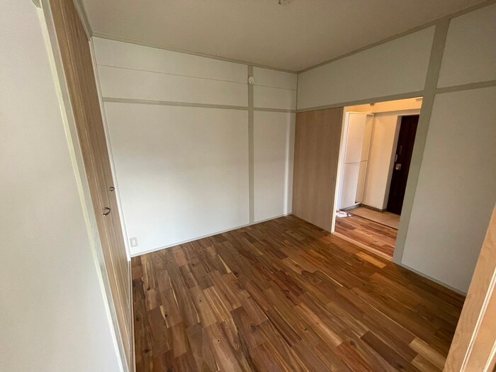 伸晃マンションの物件内観写真