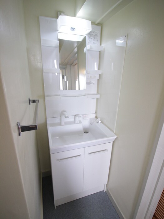 伸晃マンションの物件内観写真