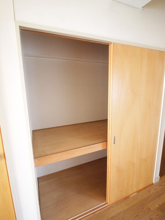 伸晃マンションの物件内観写真