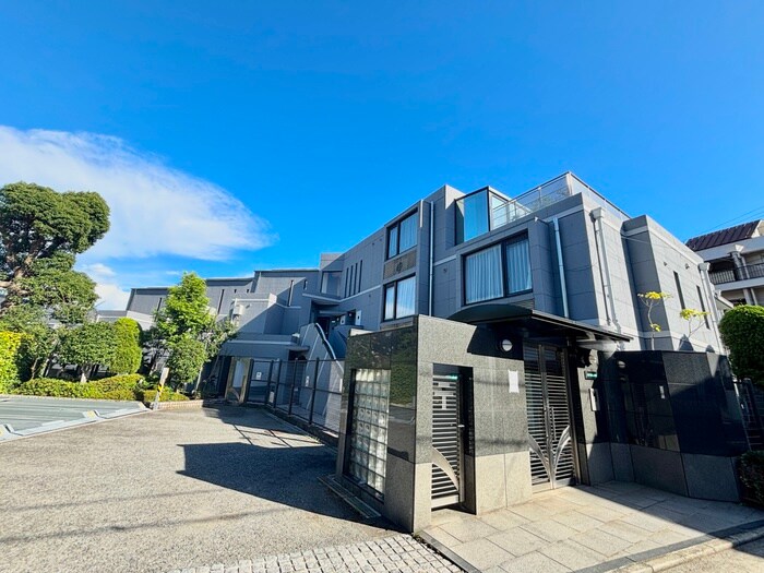 ロイヤル山芦屋の物件外観写真