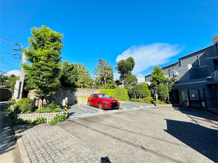 ロイヤル山芦屋の物件外観写真