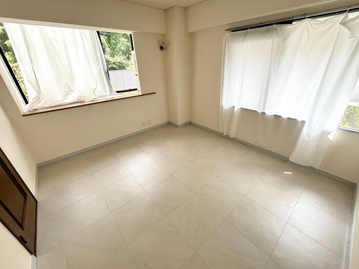 ロイヤル山芦屋の物件内観写真