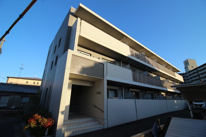 ル－セント・ヒルの物件外観写真