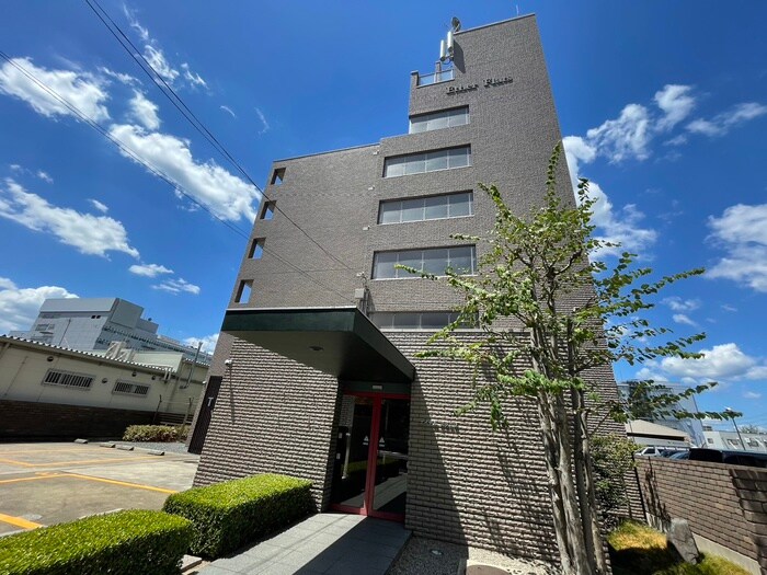 エイテルフラッツの物件外観写真