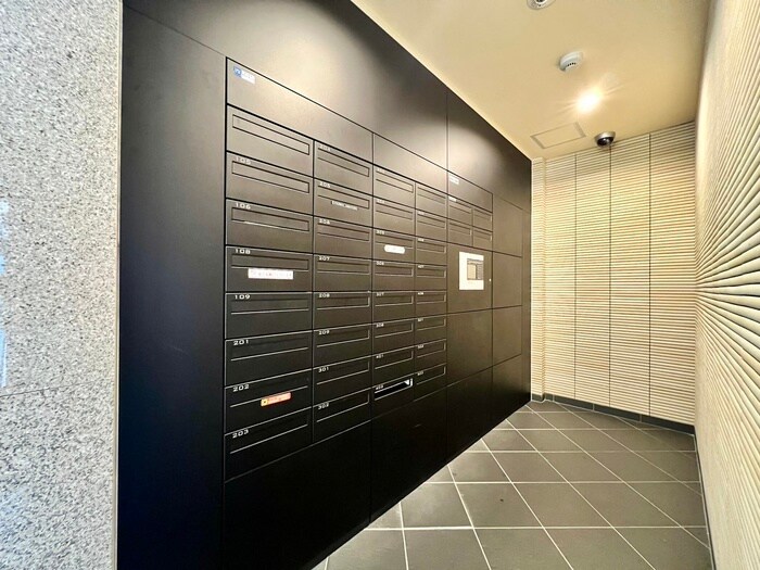 LUXENA KIYOMIZU-GOJO(108)の物件外観写真