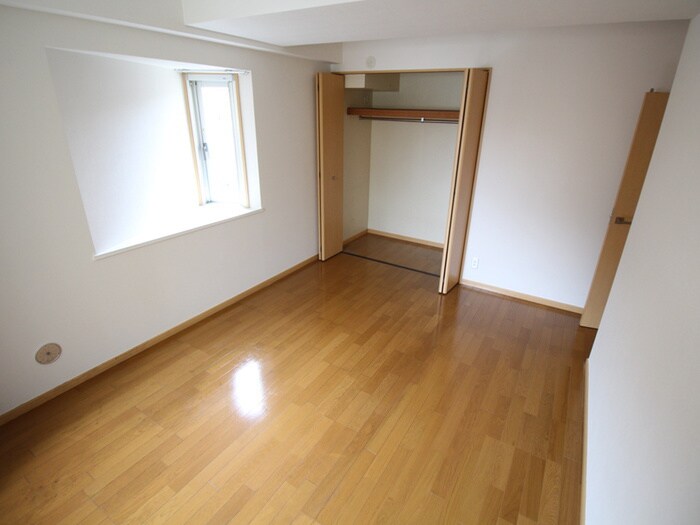 クレセント千里中央の物件内観写真