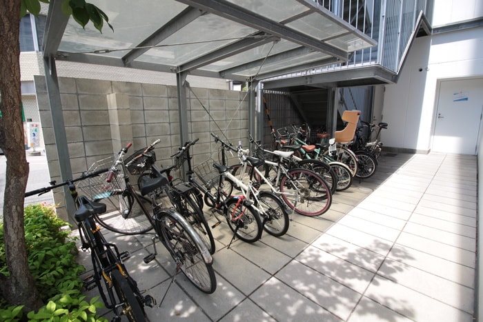 ＧＬＡＳＨＡＵＳの物件外観写真