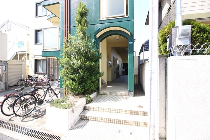 カ－サ３９６の物件外観写真