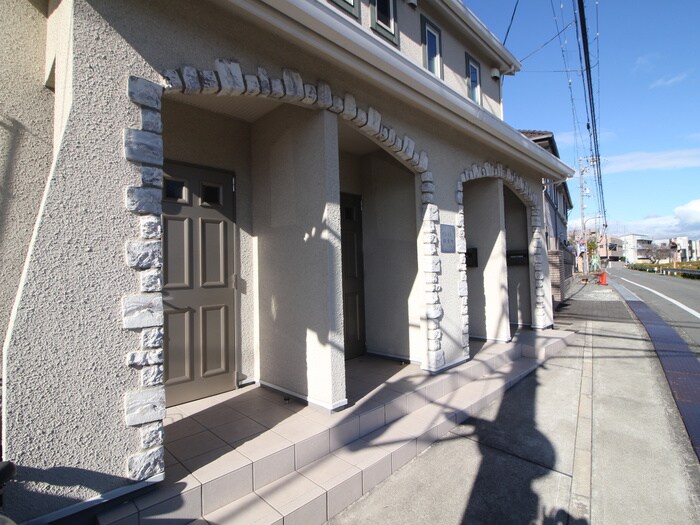 グレイス桜木町の物件外観写真