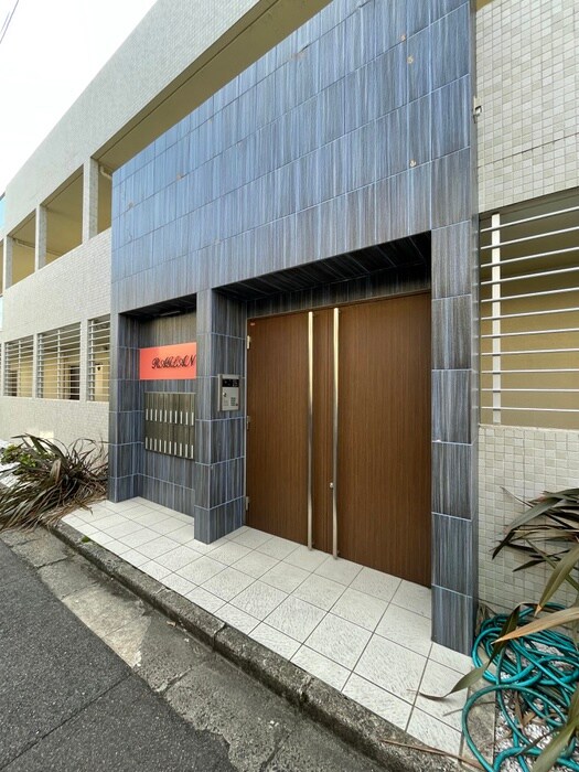 ＲＡＧＬＡＮ枚方の物件外観写真