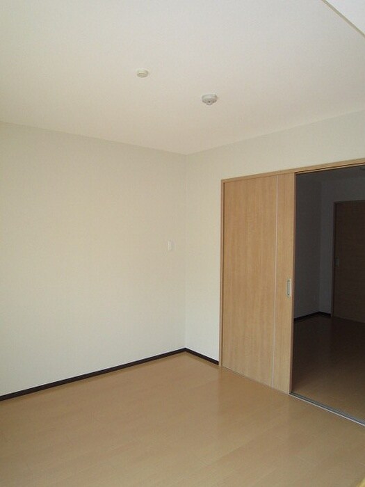 ＲＡＧＬＡＮ枚方の物件内観写真