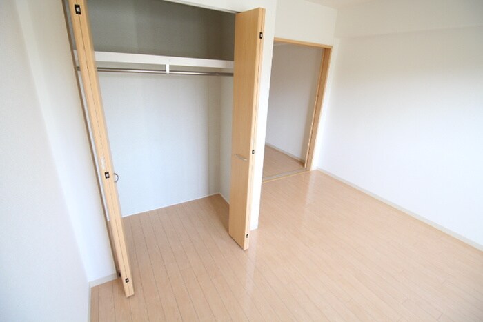 フロ－ラルエヴァンの物件内観写真