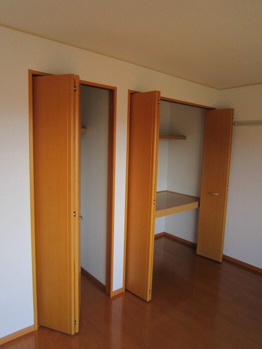 コンフォ－ル花園の物件内観写真