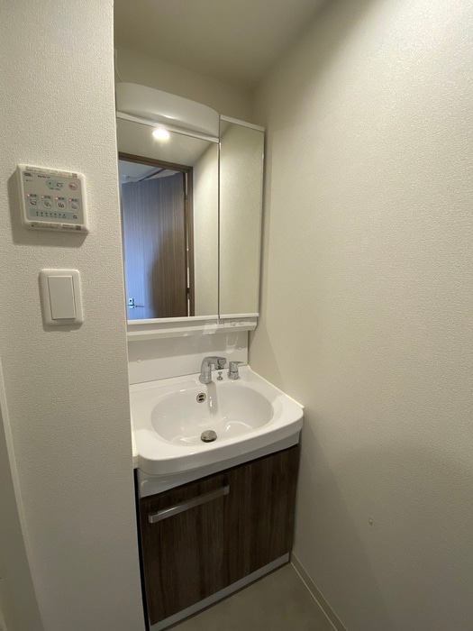 プレサンスOSAKA東中本エシデルの物件内観写真