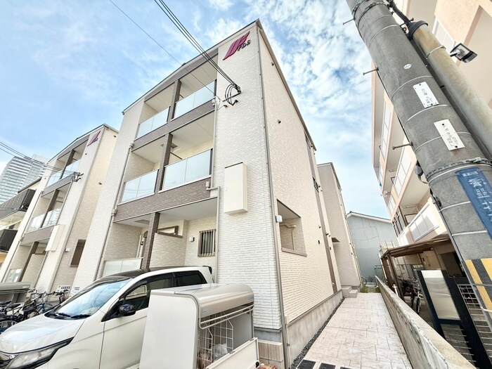 Kvell　Garden　香里の物件外観写真