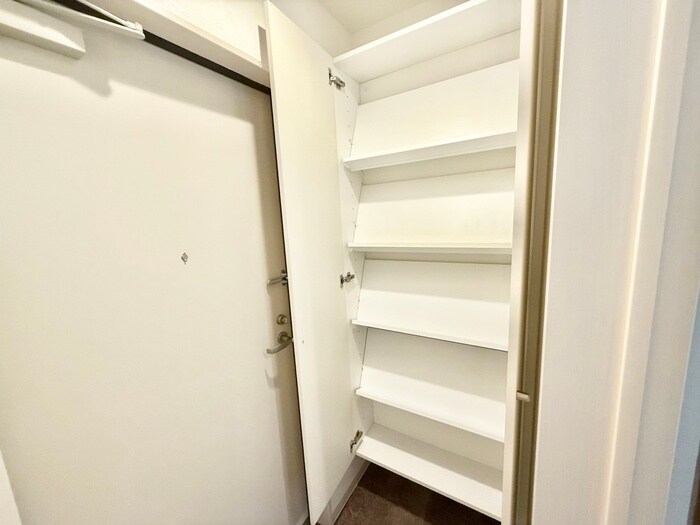 Kvell　Garden　香里の物件内観写真