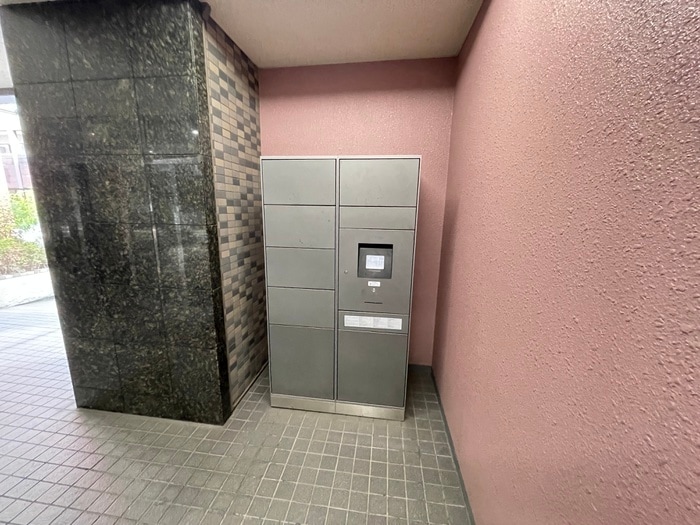 ストークコートの物件外観写真