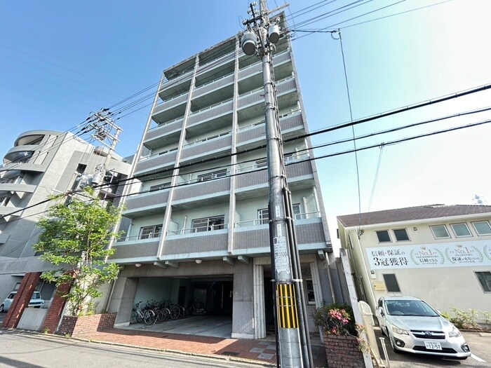 高辻ロイヤルフラッツの物件外観写真