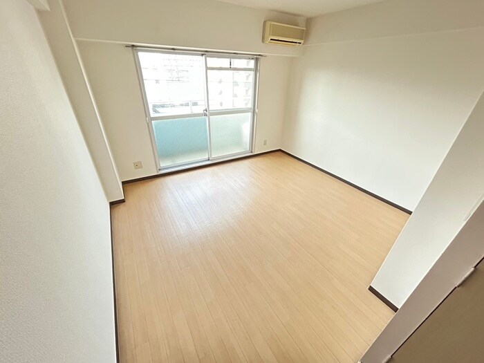 高辻ロイヤルフラッツの物件内観写真