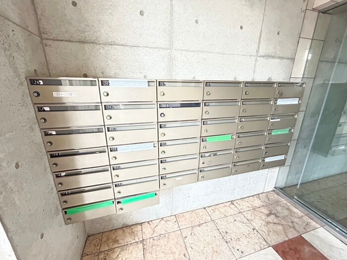 高辻ロイヤルフラッツの物件外観写真