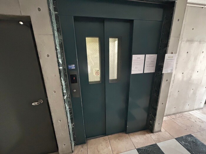 高辻ロイヤルフラッツの物件外観写真