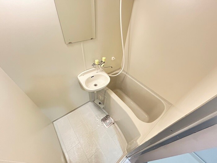 高辻ロイヤルフラッツの物件内観写真