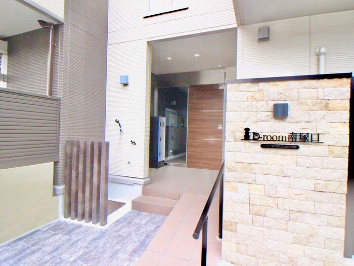 Ｄーｒｏｏｍ南塚口の物件外観写真