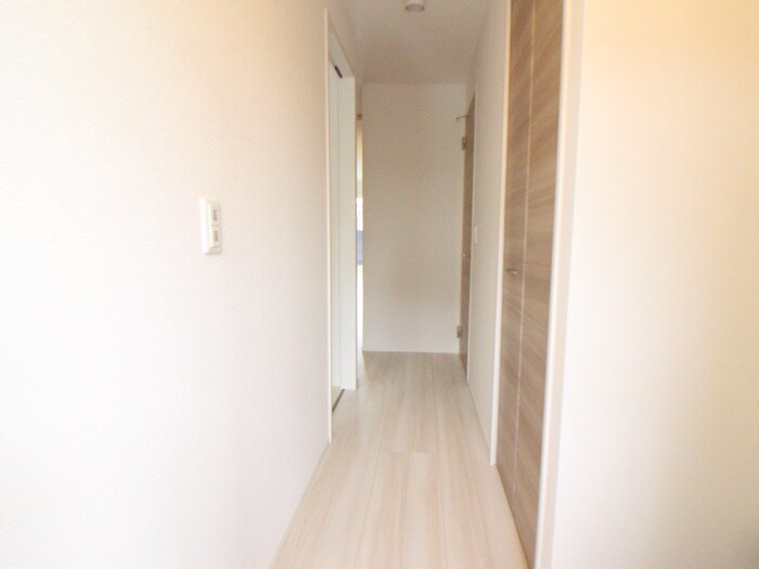 Ｄーｒｏｏｍ南塚口の物件内観写真