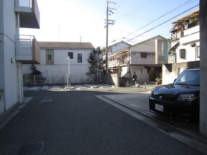 コルナス西館の物件外観写真